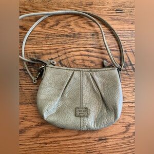 Fossil leather mini bag purse crossbody shoulder convertible 
Green summer